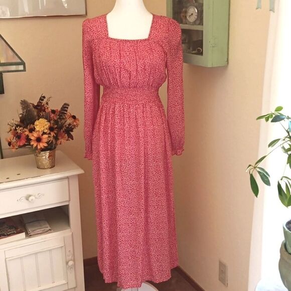 Kancy Kole Red and White Mini Floral Midi Dress - Picture 1 of 15